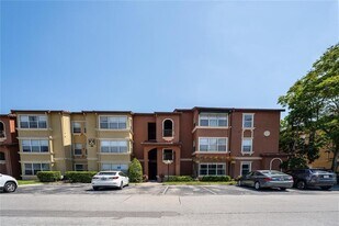 5120 Conroy Rd in Orlando, FL - Building Photo