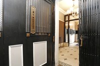 Interior Photo - The M.A.Y. Building Apartamentos in Sacramento, California