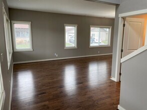 490 Reserve Way in Walla Walla, WA - Building Photo - Building Photo