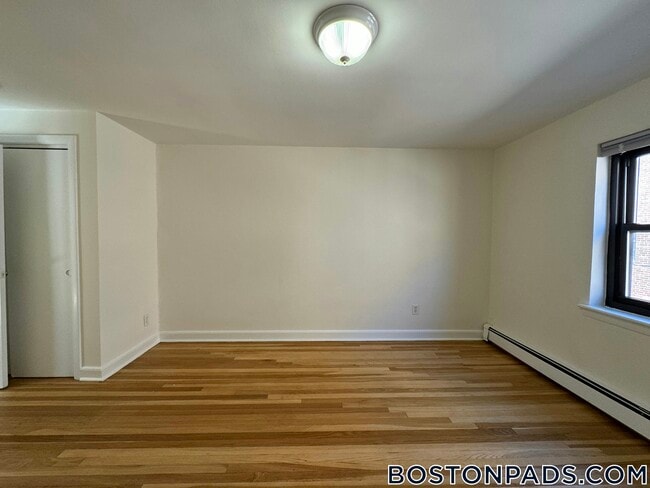 40 Harvard St, Unit 2