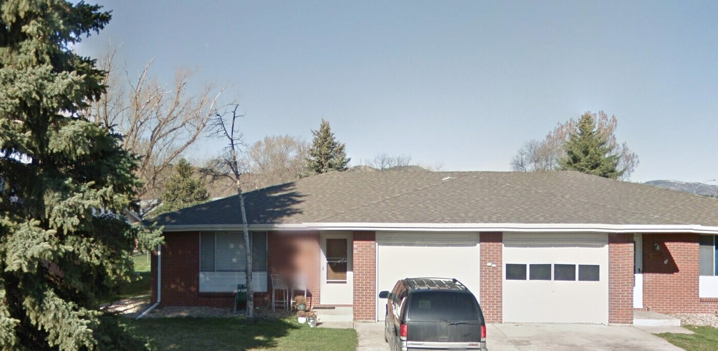 1607 Larch St in Fort Collins, CO - Building Photo