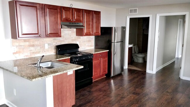 903 Massey Ave in Durham, NC - Building Photo - Building Photo