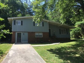 126 Atteiram Dr in Rome, GA - Building Photo