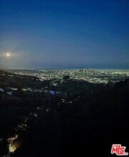 2190 Beech Knoll Rd in Los Angeles, CA - Building Photo - Building Photo