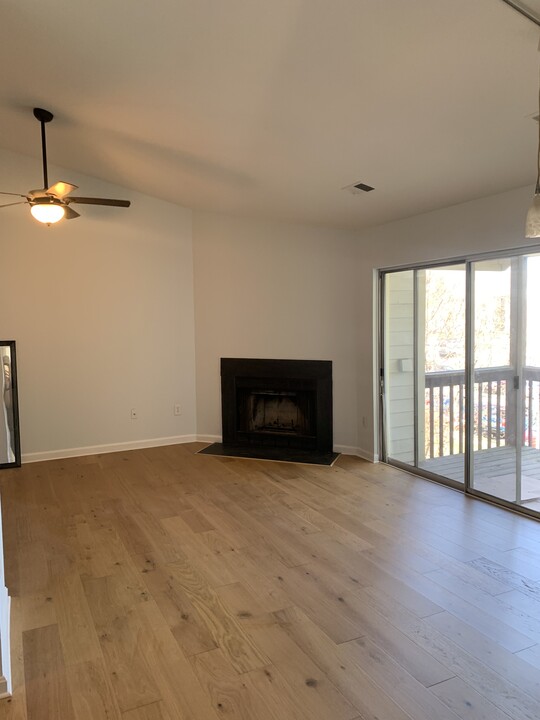 6606 Rapid Water Way, Unit 304 in Glen Burnie, MD - Building Photo