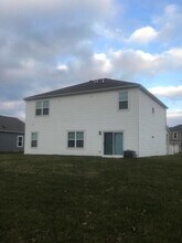 467 Garnet Rnch Dr in Delaware, OH - Foto de edificio - Building Photo