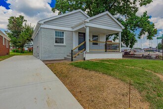 1624 E Olive St in Evansville, IN - Building Photo - Building Photo