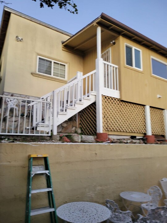 7442 Hillmont Dr in Oakland, CA - Building Photo