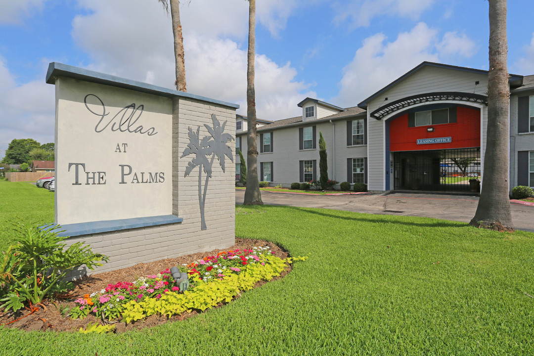 Villas At The Palms in Baytown, TX - Building Photo