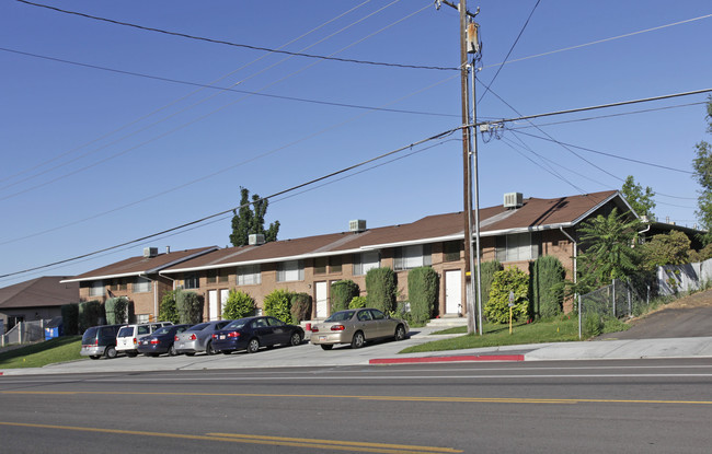 1930-84 Columbia Ln Apartments in Orem, UT - Building Photo - Building Photo