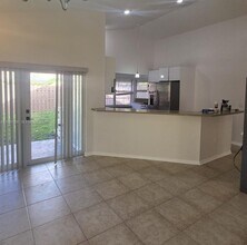 3247 NW 123rd Ave in Sunrise, FL - Building Photo - Building Photo