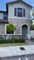 3440 W 111th Pl in Hialeah, FL - Building Photo