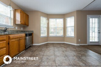 5831 Creekside Dr in Rex, GA - Building Photo - Building Photo