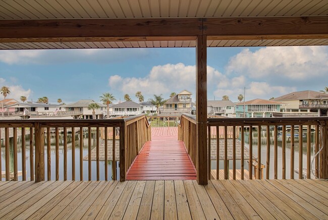 property at 721 Marlin St