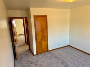 4301 Wooded Way in Louisville, KY - Building Photo - Building Photo