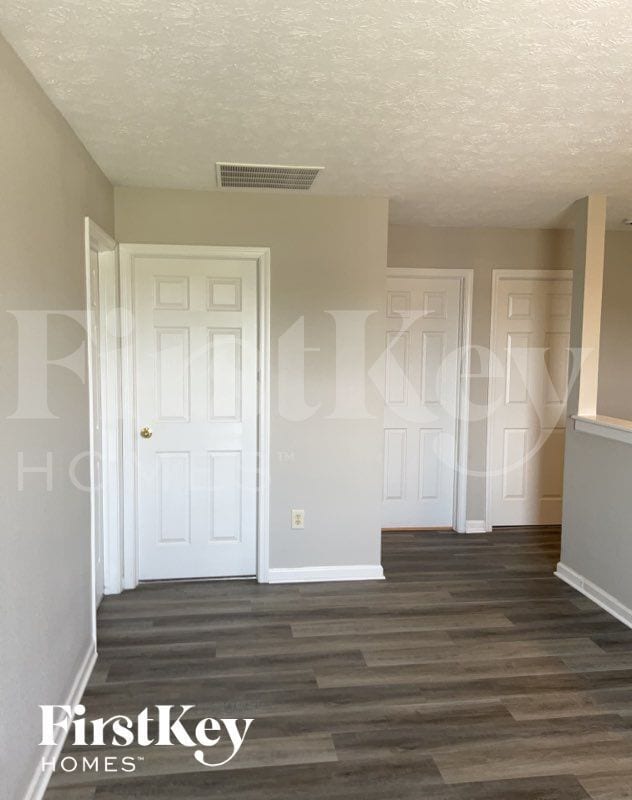728 Woodway Ln in Bargersville, IN - Building Photo - Building Photo