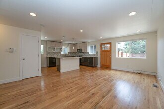 3877 Utica St in Denver, CO - Building Photo - Building Photo