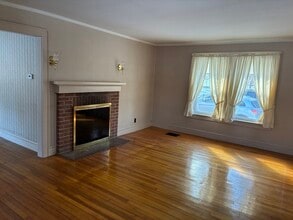 14 Kidder Ct in Northfield, MA - Building Photo - Building Photo