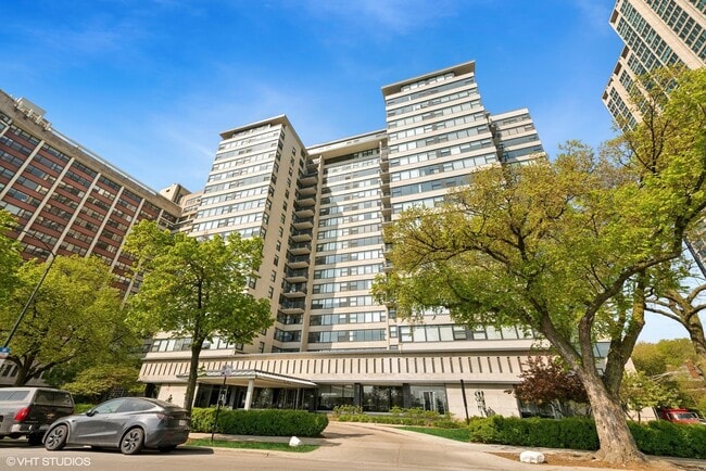 property at 3430 N Lake Shore Dr