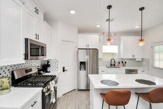 8406 Parnell St in Houston, TX - Building Photo - Building Photo