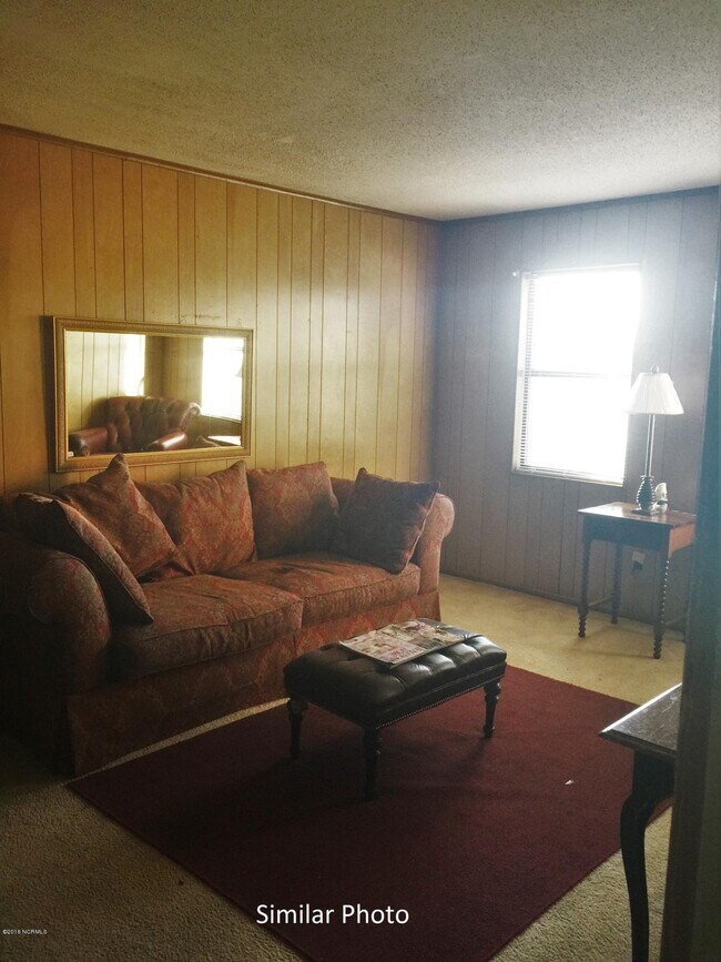 2504 Commerce Dr photo'