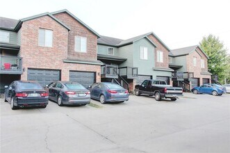 763 W Sandy Beach Ln in Fayetteville, AR - Building Photo - Building Photo