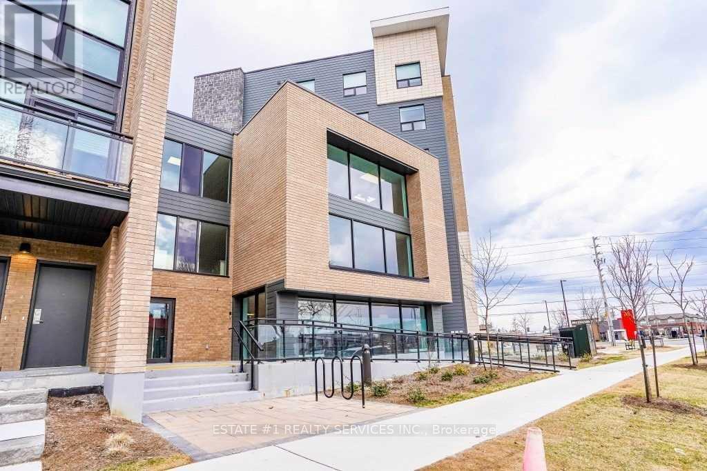 7 Falaise Rd in Toronto, ON - Building Photo