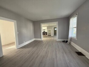 216 Elm St in Rome, NY - Building Photo - Building Photo