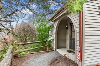 21 Scenic Vw in Yorktown Heights, NY - Building Photo - Building Photo