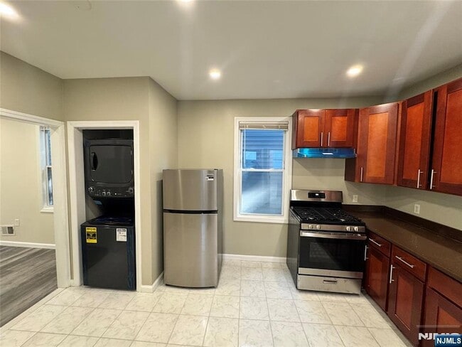 property at 628 Lincoln Ave