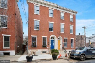 627 N 16th St in Philadelphia, PA - Building Photo - Building Photo