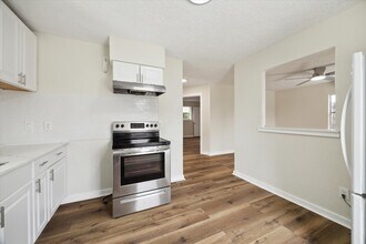 2802 Hardy St in Houston, TX - Building Photo - Building Photo