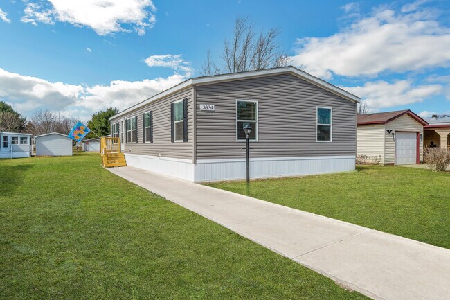 3834 Wexford St in Portage, IN - Building Photo - Building Photo