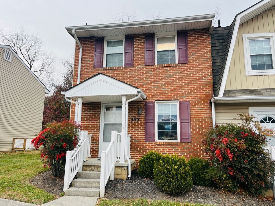 357 New Kent Rd in Blacksburg, VA - Building Photo