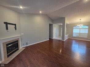 6475 Glenwood Trce in Zionsville, IN - Building Photo - Building Photo