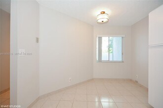 6215 Old Court Rd in Boca Raton, FL - Building Photo - Building Photo