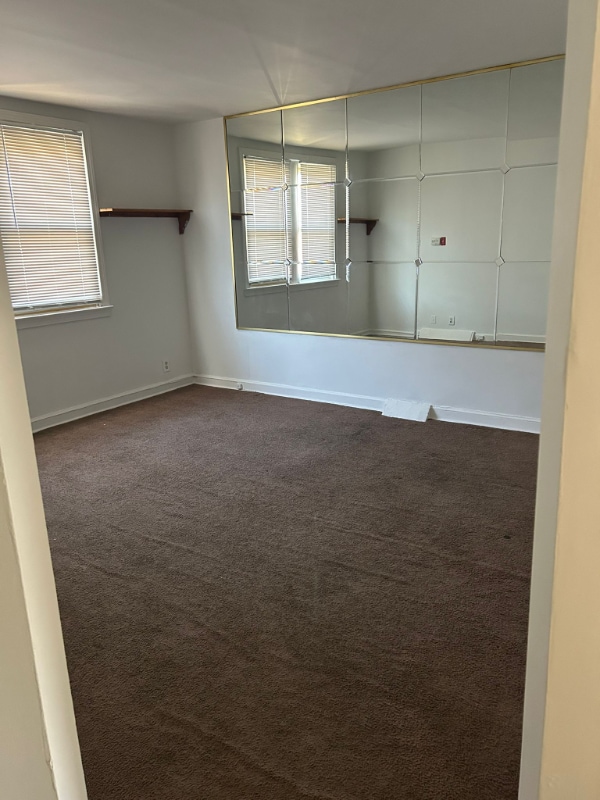 7508 Thouron Ave in Philadelphia, PA - Building Photo - Building Photo