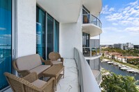 3029 NE 188th St, Unit 1021 in Aventura, FL - Foto de edificio - Building Photo