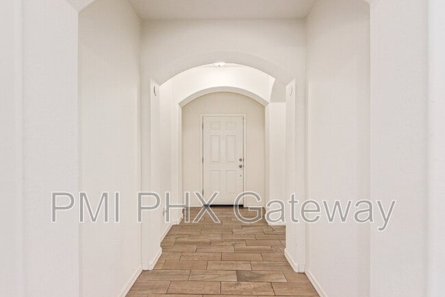 735 E Constance Wy in Phoenix, AZ - Building Photo - Building Photo