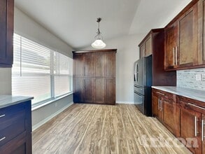 14214 Edinburgh Moor Dr in Wimauma, FL - Foto de edificio - Building Photo