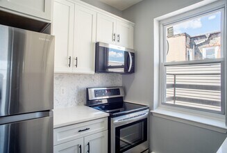 711 18th St in Union City, NJ - Building Photo - Building Photo