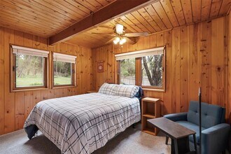 9905 Woodlake Cove in Austin, TX - Foto de edificio - Building Photo