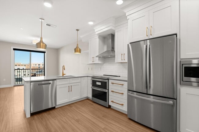 99 Foundry Pl in Portsmouth, NH - Foto de edificio - Building Photo