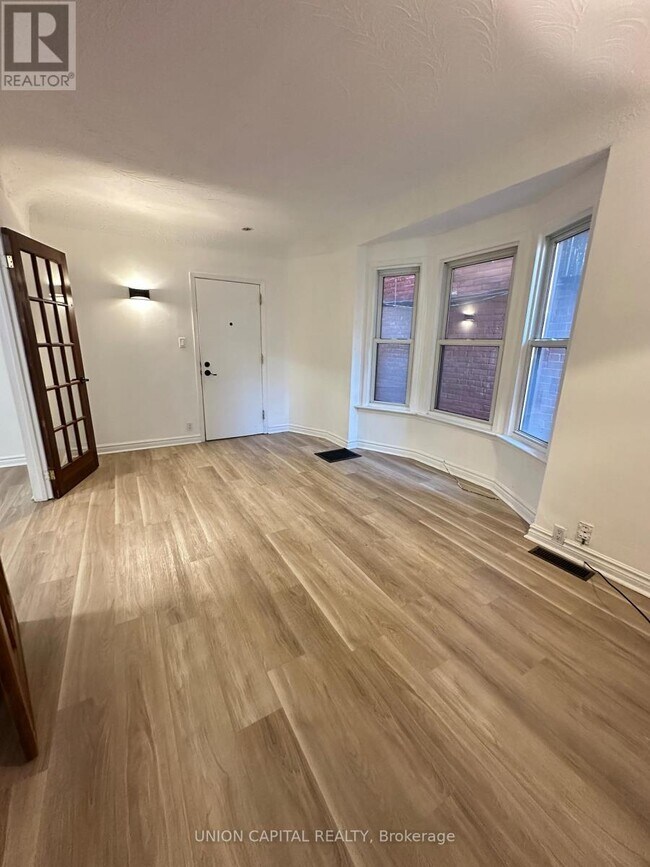 property at 886 College St