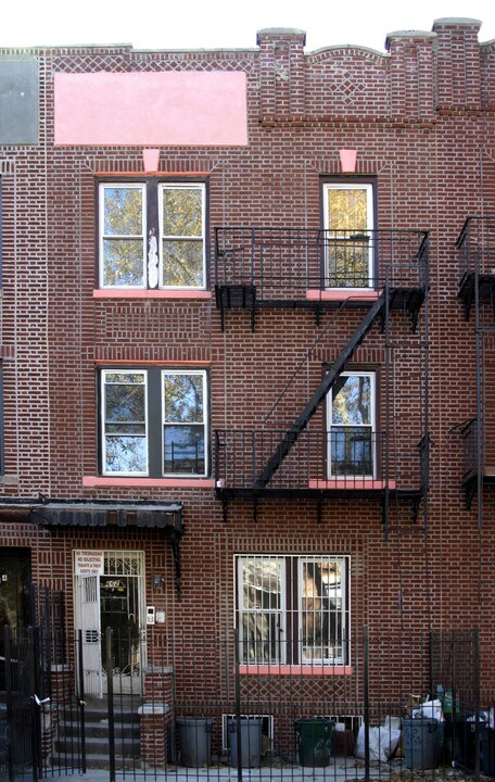 652 46th St in Brooklyn, NY - Foto de edificio