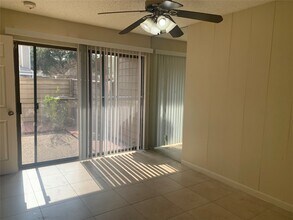 2710 Grants Lake Blvd in Sugar Land, TX - Building Photo - Building Photo