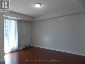 308-920 SHEPPARD Ave in Toronto, ON - Building Photo - Building Photo