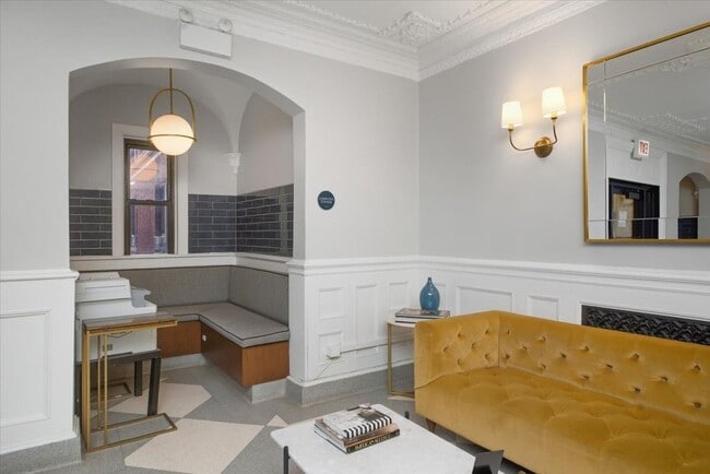 1140 N La Salle Dr in Chicago, IL - Building Photo - Building Photo