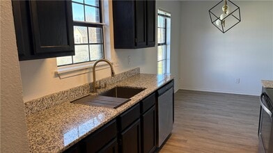 621 E 1st St in Gentry, AR - Building Photo - Building Photo