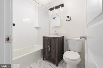1232 S 26th St in Philadelphia, PA - Foto de edificio - Building Photo